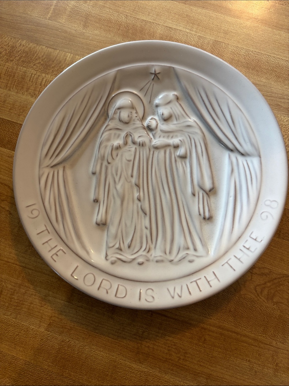 Frankoma White Ceramic 1998 THE LORD IS WITH THEE Plate